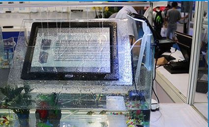 האם ניתן להשתמש בטאבלט רגיל כמו מחשב לוח תעשייתי?